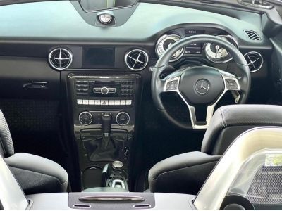 Mercedes Benz SLK200 Carbon Look Edtion 2015 รูปที่ 9